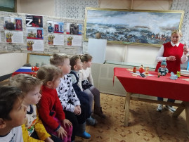«Путешествие в прошлое игрушки» «Путешествие в прошлое игрушки».